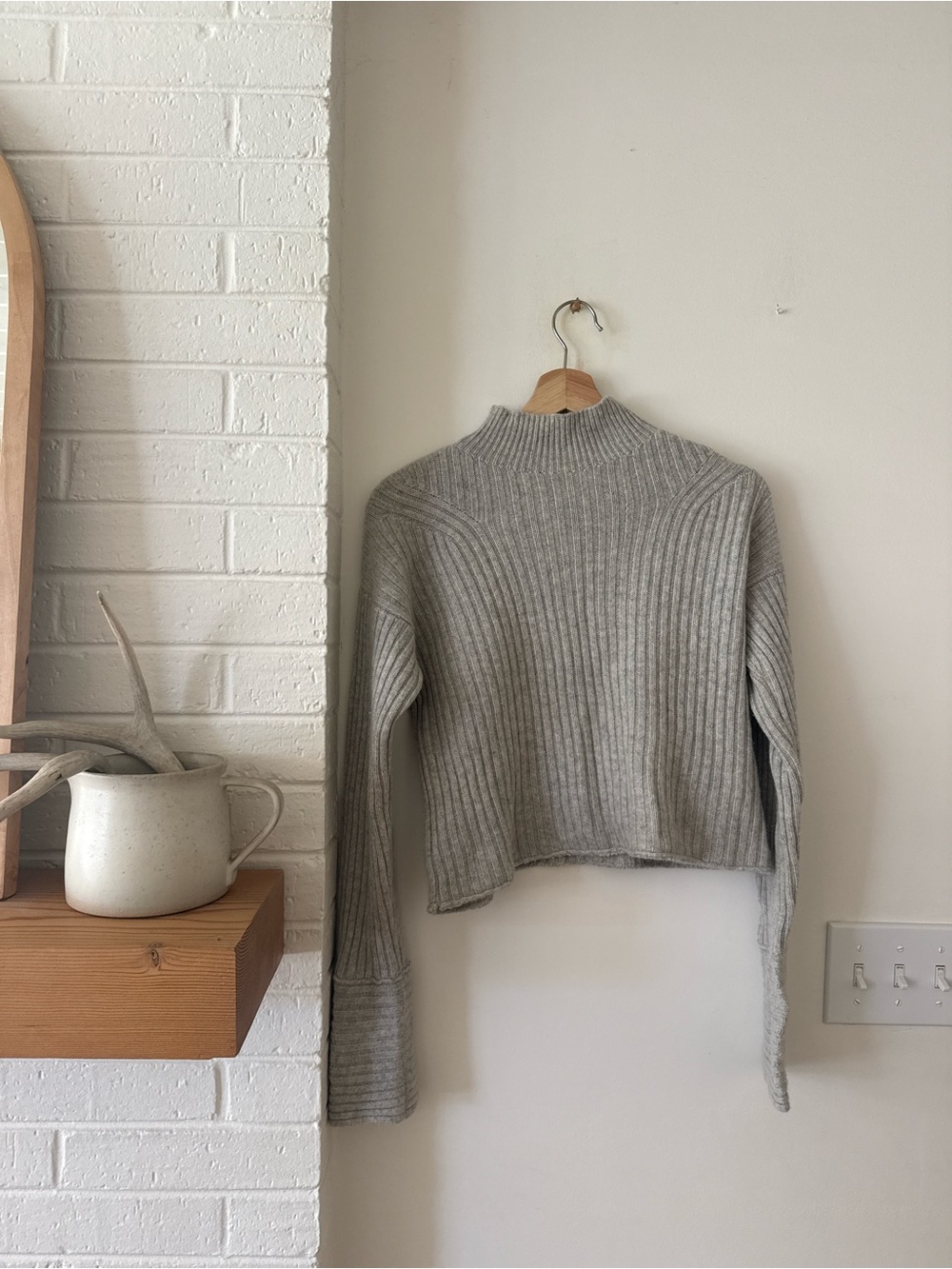 Club Monaco Size Small